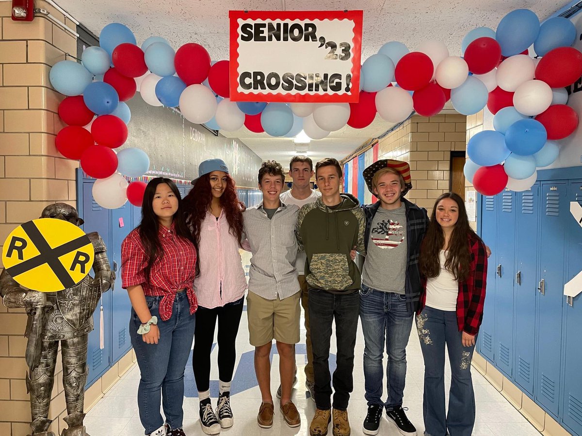 PCScrusaders's tweet image. Today was "Country vs Country Club". We will crown the Homecoming King and Queen tomorrow at 6:30 before the 🏈 game against Paden City. Court: (L to R) Manru Wang, Deborah Hardbarger, Blake Lewis, Carter McMinn, Evan Cowan, Zarik Westrick and Tiana Tauber.  💙👑💐🏈