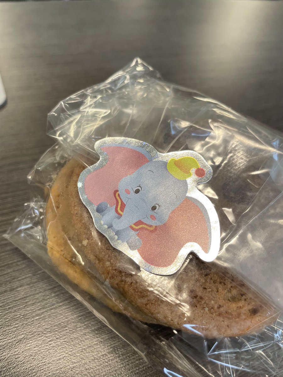 AsstCometSuper's tweet photo. Surprise SPED-tacular treat! Thank you for the delicious start to my day β¦@KKowalsickβ©! πππ#PositivityStartsWIthMe #SpreadTheSunshine https://t.co/TXshDyMr5t