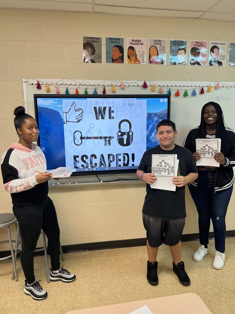 ramoneconley's tweet image. Math escape room in class today. Learning about rational vs irrational numbers 🔥

#CWMSCHANGEMAKERS