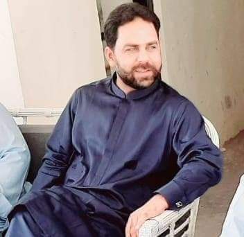 ADEELSOLGI's tweet photo. ہمارا کسی پارٹی سے کوئی تعلق نہیں ہے
 نا پیپلز پارٹی, نا جے یو آئی  ناپی ٹی آئی
 ہم ملک فرحان دھپ کے ساتھ ہیں 
انشاءاللہ 
@ahmadkundi 
@fkkundi 
@AliAminKhanPTI 
@MalikFarhanDhp1 
@MoulanaOfficial 
@AzanSaeed15 
@BBhuttoZardari 
@AAliZardari https://t.co/tzXmgQaKiK