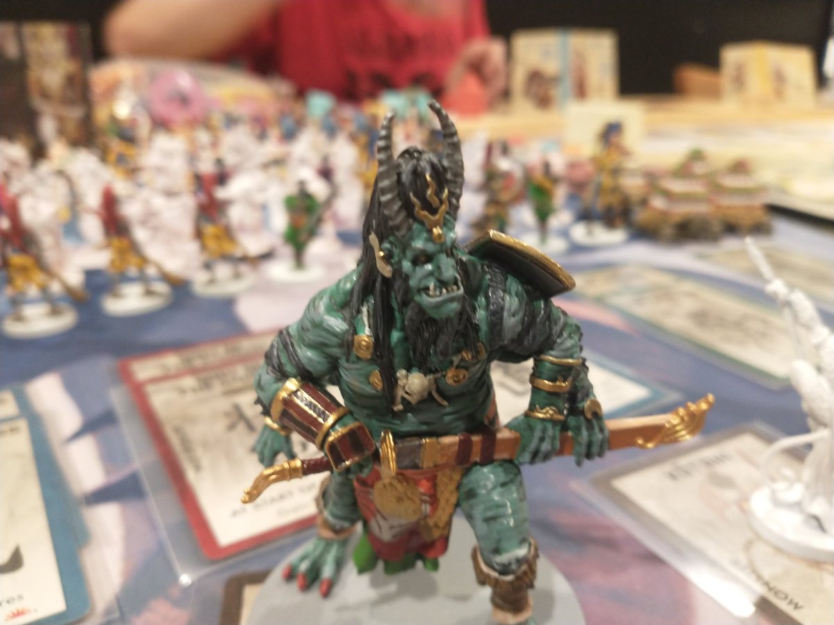 LittleHammerBG's tweet photo. #RisingSun by @eric_lang! This game is inspiring me to learn more about #Japanese #folklore... Damn, do they ever know how to make a monster! 

#boardgames #tabletop #Japan https://t.co/UdvPfiPbZD