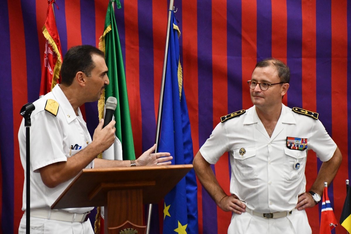 EMASOH_AGENOR's tweet photo. Meeting onboard 🇮🇹 Thaon di Revel together with 🇫🇷 Guépratte in 🇴🇲 Muscat between @EMASOH_AGENOR and European &amp; regional ambassadors and representatives for naval #diplomacy: freedom of navigation, de-escalation, and regional dialogue aiming for maritime security in the #Gulf. https://t.co/SJtq2w5iwO