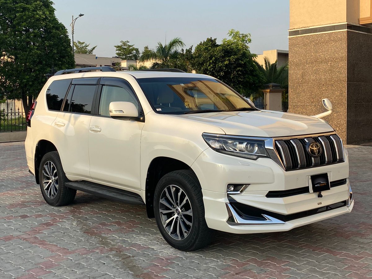 AgentsAuto's tweet photo. Toyota Land Cruiser Prado TX L 2018
Call us: 0344 1042043
Location: Lahore
#BasicInfo
Mode: 2018
Import: 2022
Registered: APL
Mileage: 39,000km
Demand: 25,500,000/-
Auction Grade: 4.5 auction sheet available
Condition: right back fender showered
https://t.co/aWEnw7AxWE https://t.co/kFab3cbB0Z