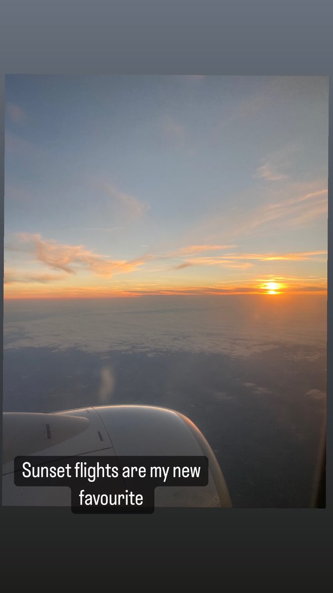 Mellend's tweet photo. @Ryanair 11A could never 👀 https://t.co/v8BFthp5pl
