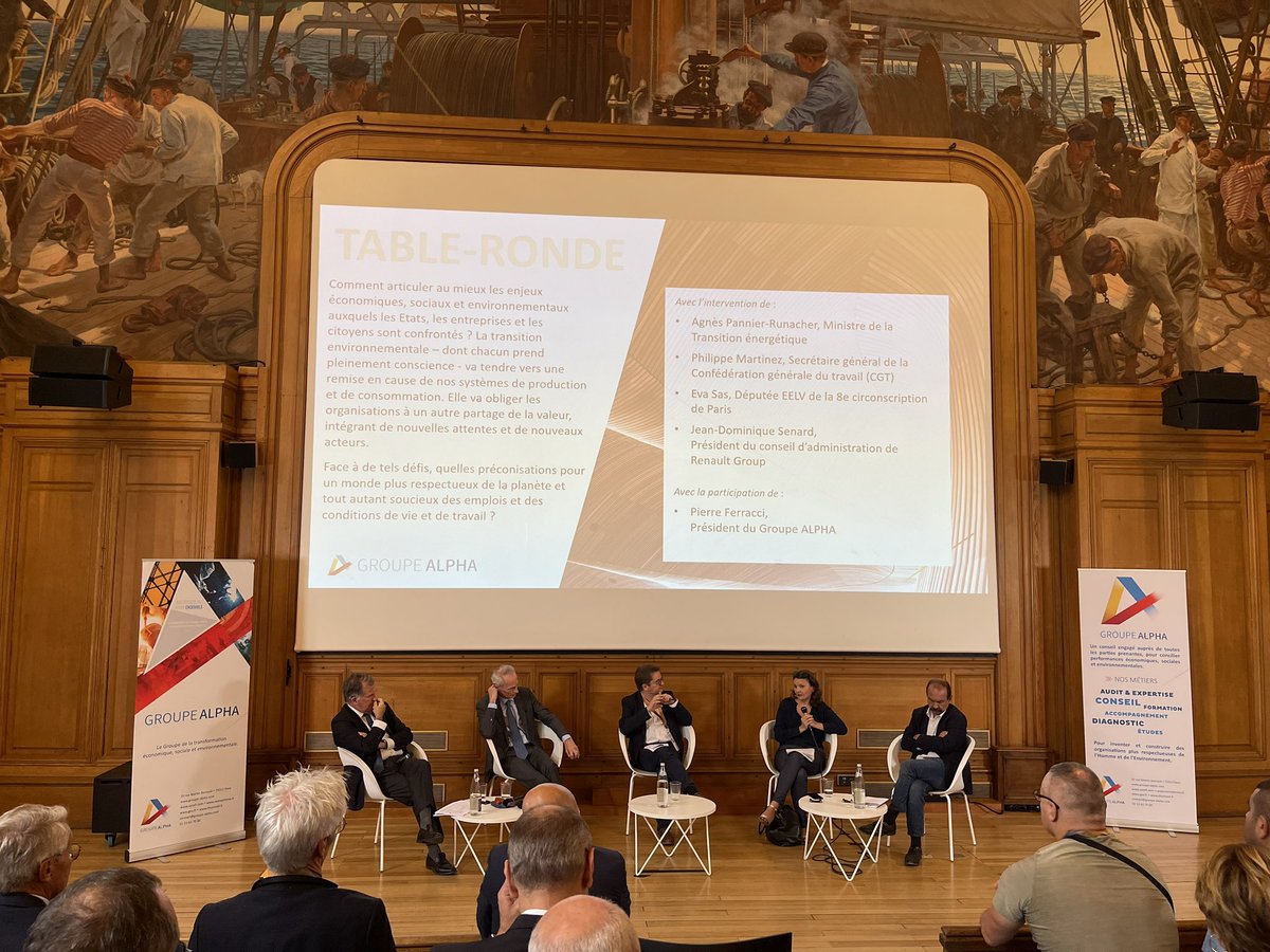 GroupeAlpha's tweet photo. #AlphaDebats
« Il faut absolument intégrer la soutenabilité sociale de la transition écologique. Sans, cela n’aura aucun sens. » Pierre Ferracci
#TransitionEcologique #enjeuxeconomiques #enjeuxsociaux #enjeuxenvironnementaux https://t.co/ExSFqmN2jR