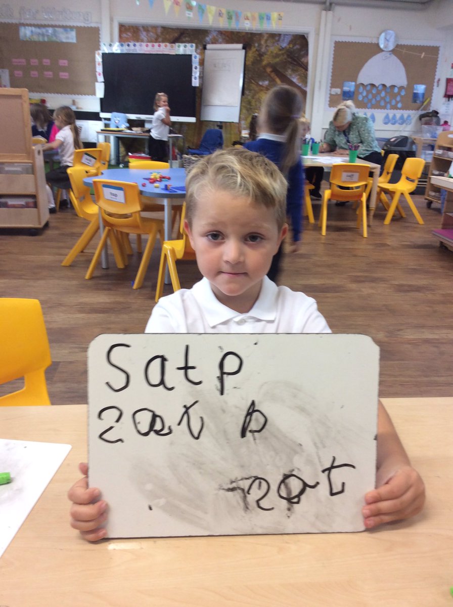 TPAYear2EL's tweet photo. We have been practising writing all the sounds we have learnt this week this morning. Well done keep it up! @DeltaTheParks #TPAF2Phonics #TPAF2Writing https://t.co/EDbJdbRsGg