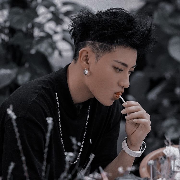 ᅠ
ᅠ
 ❛ That moment when you have
      a flashback and you can’t 
  decide if it’s from your dream 
 or it really happened, because 
that’s just simply how heavenly 
   it all was and how incredible 
          they made you feel. ❜
ᅠ
ᅠ