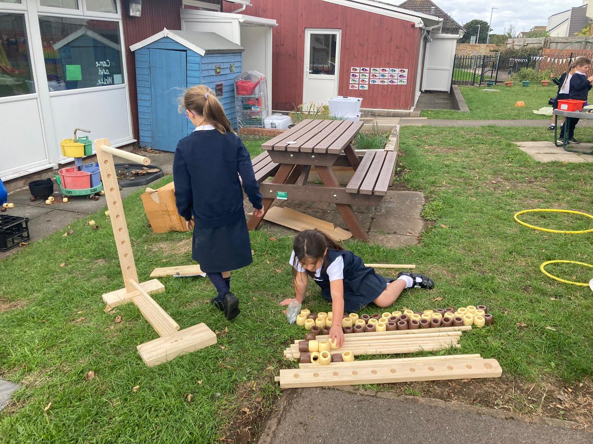 SullyPS's tweet photo. The girls in #SPSyear3 are busy at work following the instructions to make our new outdoor abacus! They are problem solving, cooperating and using maths skills. #SPSresourceful #SPSmaths #SPSoutdoorlearning https://t.co/knjoJR071P
