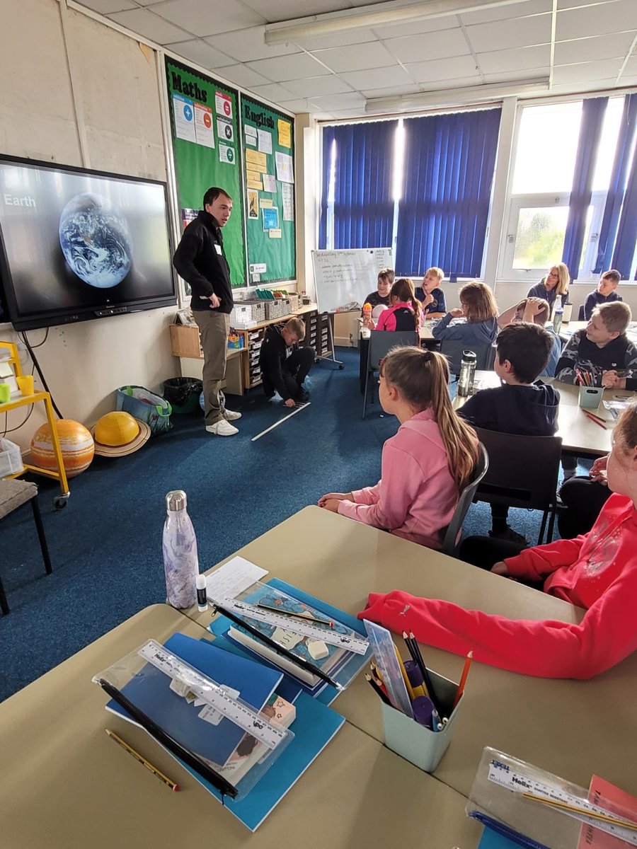 Y6 thoroughly enjoyed their session with ⁦<a href="/kielder_obs/">Kielder Observatory</a>⁩ - thank you! Who knew we had so many space experts and budding astronauts in our class?! 👩‍🚀 ⁦<a href="/GreenfieldsCPS/">Greenfields Community Primary School</a>⁩ #beamazed #stemcareers