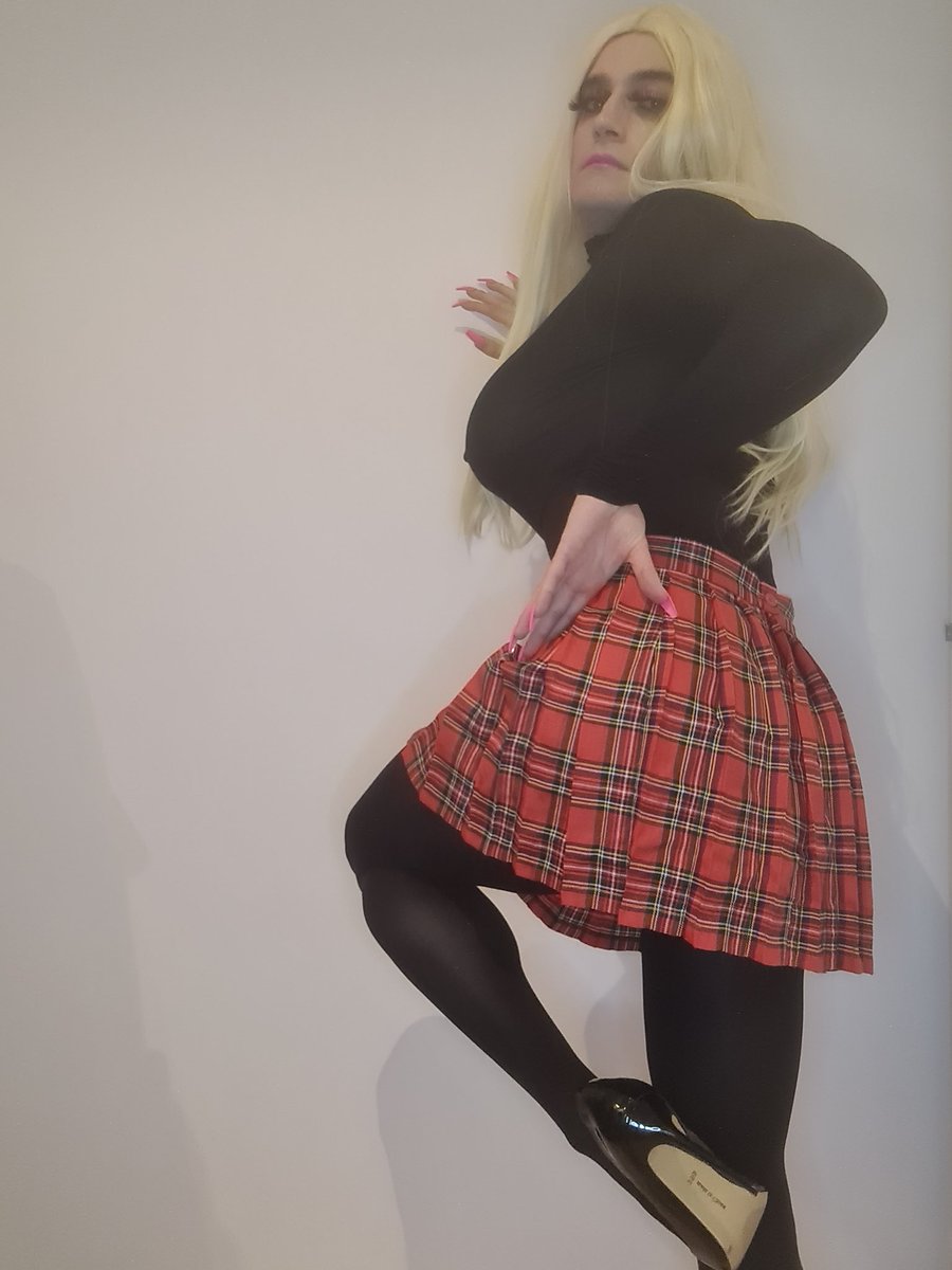 I need special lesson, would you be my particular teacher?...hihi