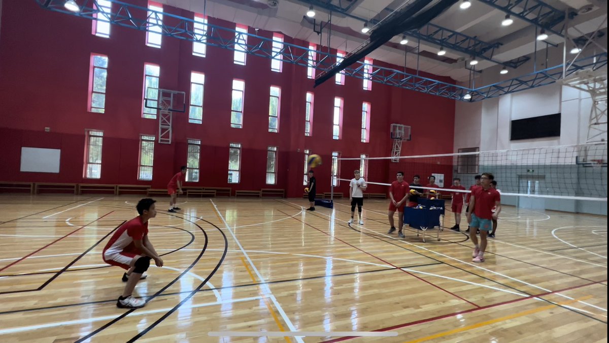 The captains of the U19 boys took charge at today’s practice to work on common errors from last night’s game. <a href="/CISBeijing/">Canadian International School of Beijing</a> #myCISB #Leadership