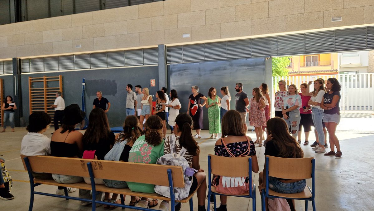 ¡En <a href="/proyectocartama/">IES Cartima</a> arrancamos  el nuevo curso escolar 22/23 un año más con mucha ilusión!  ¡¡¡Bienvenidos/as a tod@s!!! <a href="/auro_carretero/">Aurora Carretero</a> @jmruiz <a href="/pcastillolozano/">pilar castillo</a> <a href="/englishbydavid/">David Cabrera</a> @eneashistoria <a href="/melindag92/">Melinda García</a>