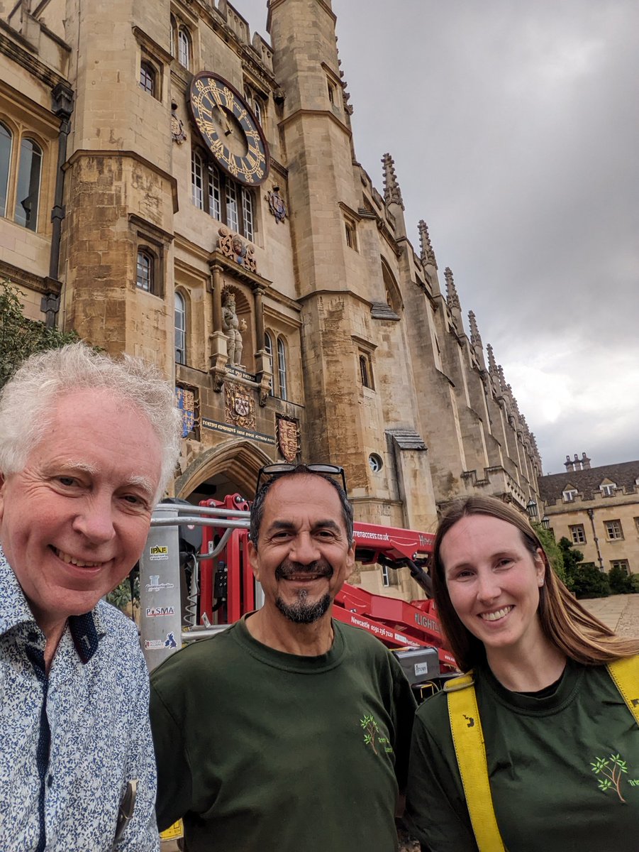 Really lovely working with Sarah and Robero @TrinCollCam