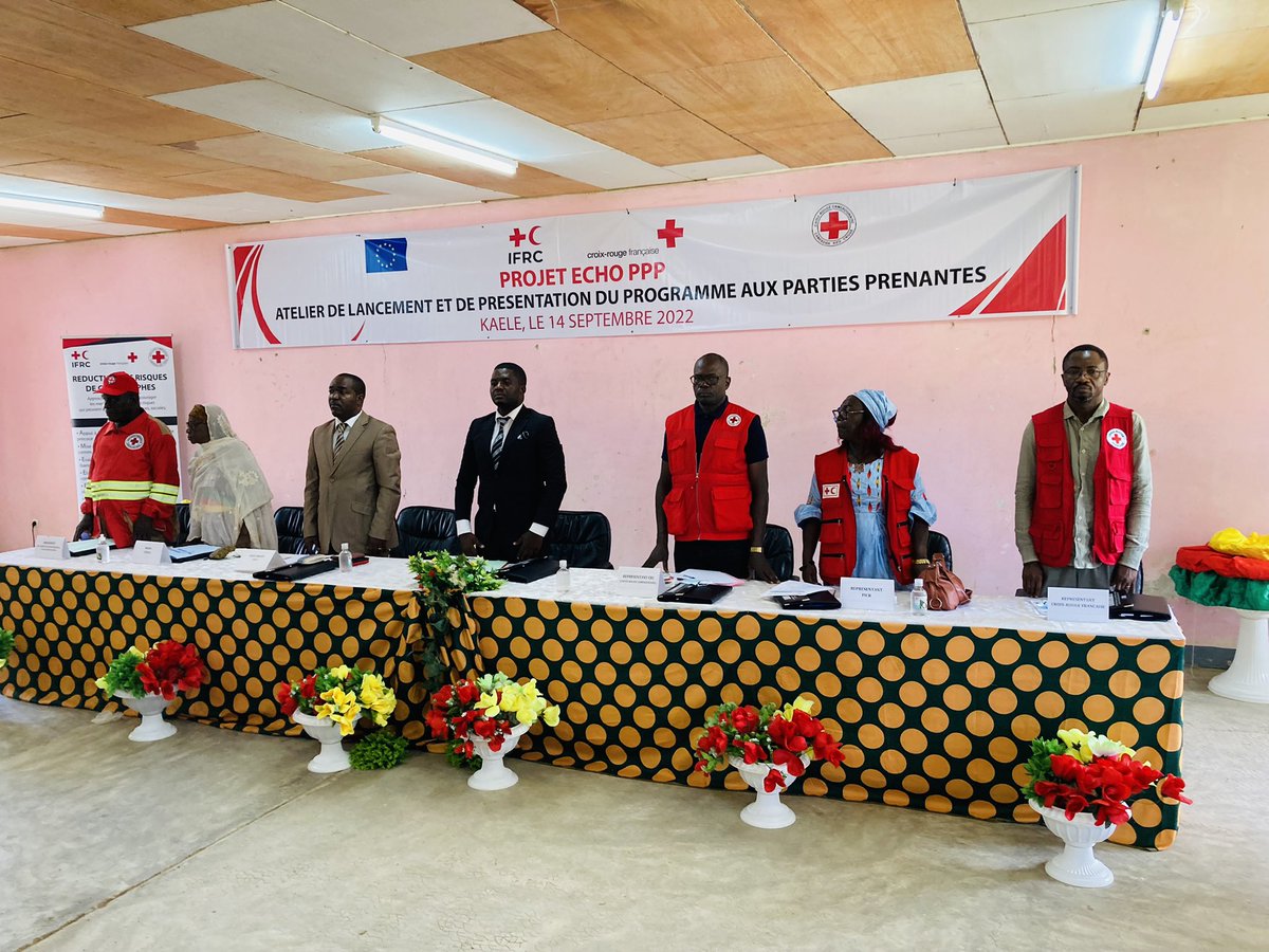 MumuObama's tweet photo. Lancement officiel du projet #EchoPPP au #Cameroun. Ce projet ambitieux met un accent particulier sur l accélération de l action locale en aidant les communautés du monde entier à réduire leurs risques et à mieux se préparer aux catastrophes et aux urgences sanitaires. https://t.co/NWWvHF1uBL