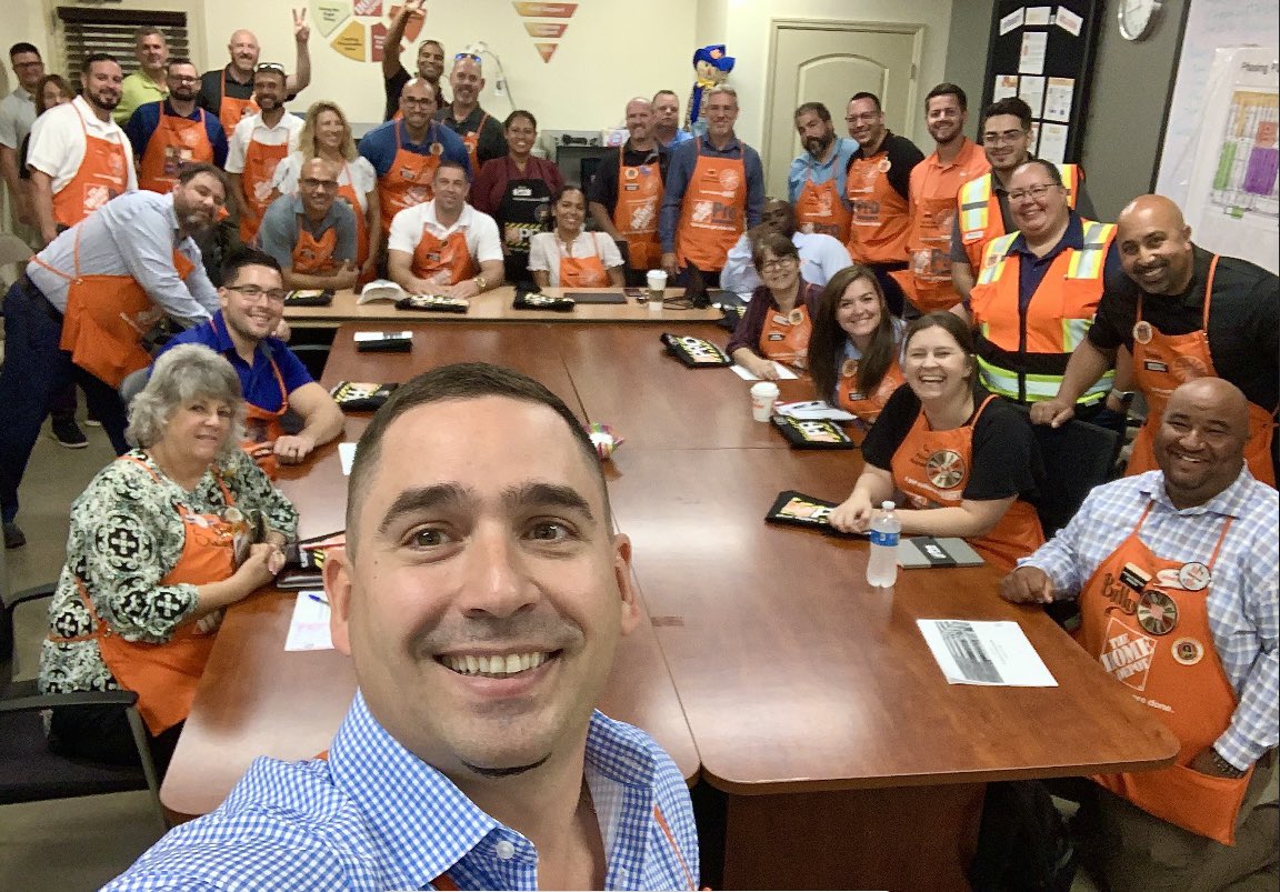 jaycglenn's tweet photo. Southeast OSE PARs recognizing Store Manager Mark and Pro DS Beatriz for adding shareholder value! District Training QC class by Carlos Cainas and a Pro Event at 6380. Let’s Go!! https://t.co/z5ZAiHx1vz