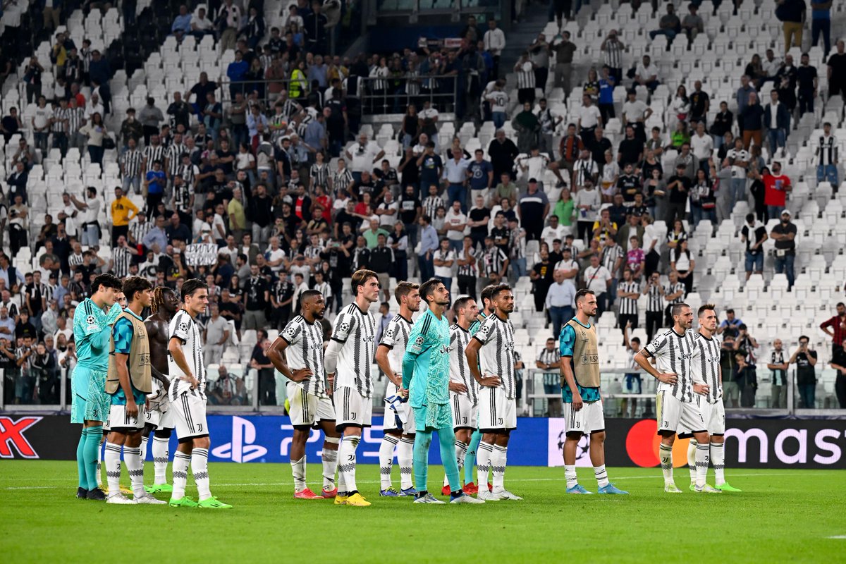 juventusfcen's tweet photo. Together. https://t.co/nm22Mx5pjc