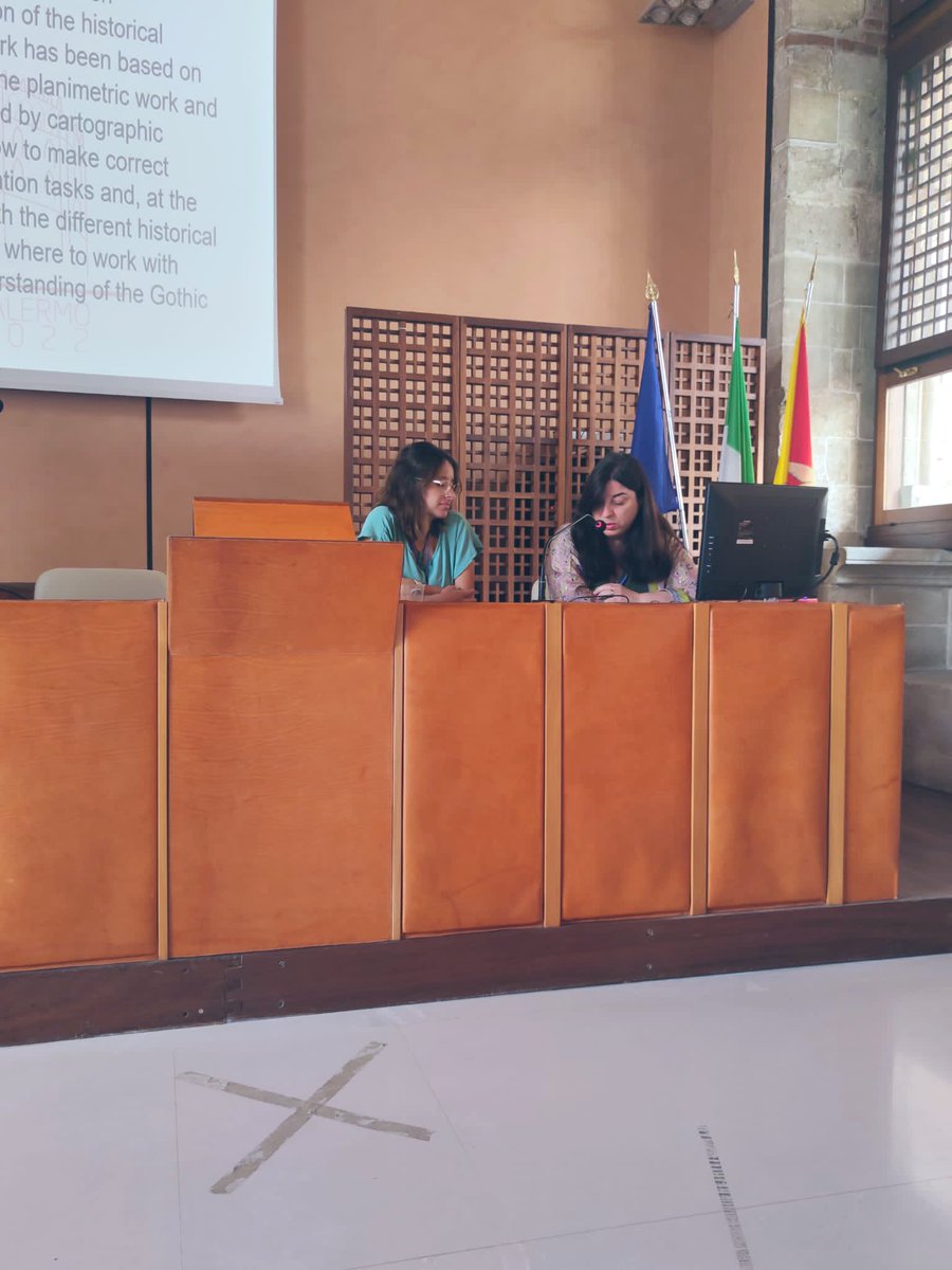 silknow_eu's tweet photo. Our colleagues Dr. @MarGaitan & Dr. Ester Alba, from the @UV_EG, presented #SILKNOW at the #ESRARC2022
We keep #WeavingOurPastIntoTheFuture! https://t.co/rUqwaQ92Dh