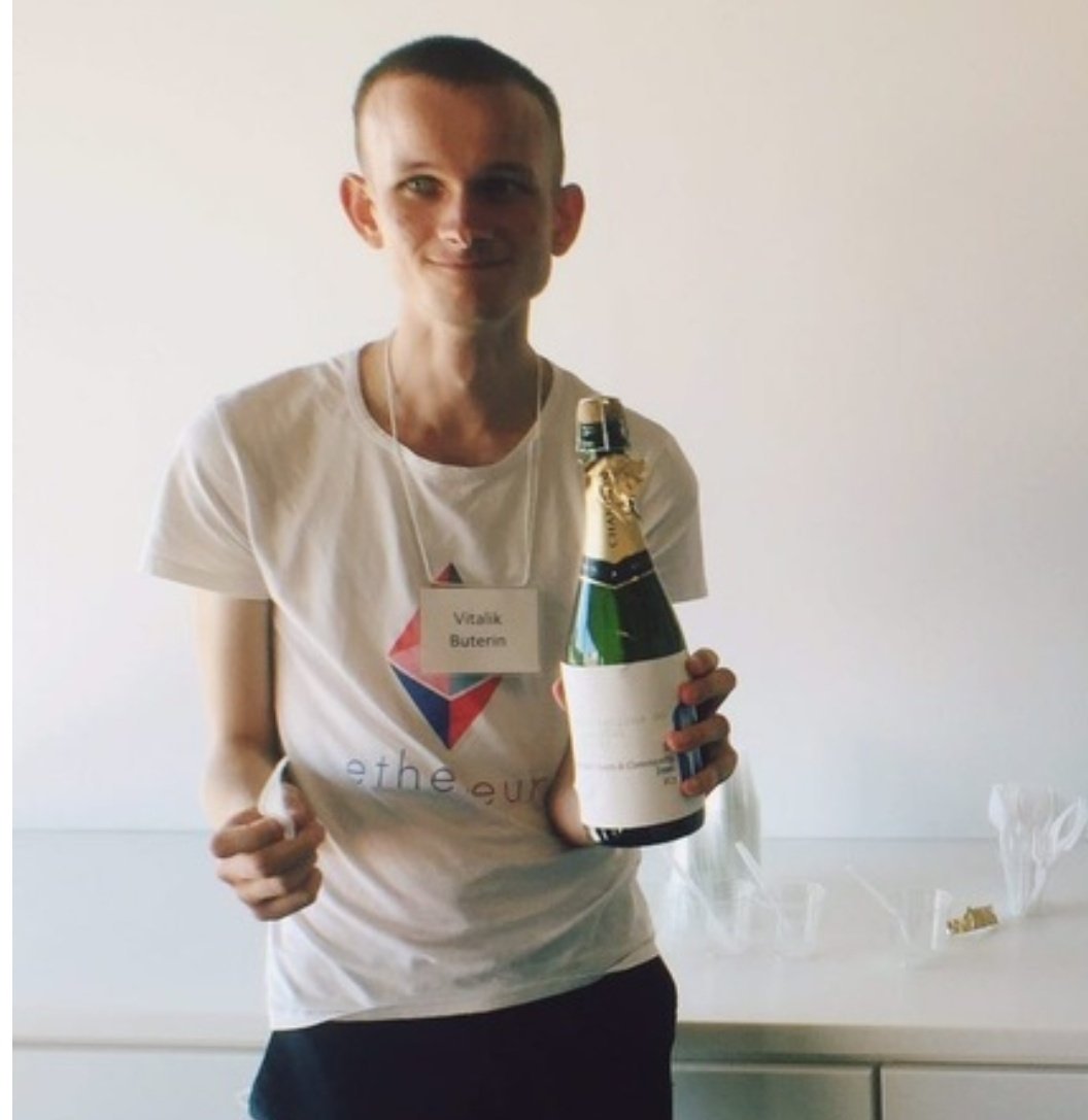 Warning Fakes, Warning Rebels ⚠

🚨Merge is today and we don't want to obscure this step on the #ETH blockchain with our rebellious Fakes, we adapt, we change the MINT date and so what?

🗓 NEW MINT DATE: 29/09

We Are All Fakes, We Don't Give a F*ck 🦹
Happy F*cking Merge!🐼