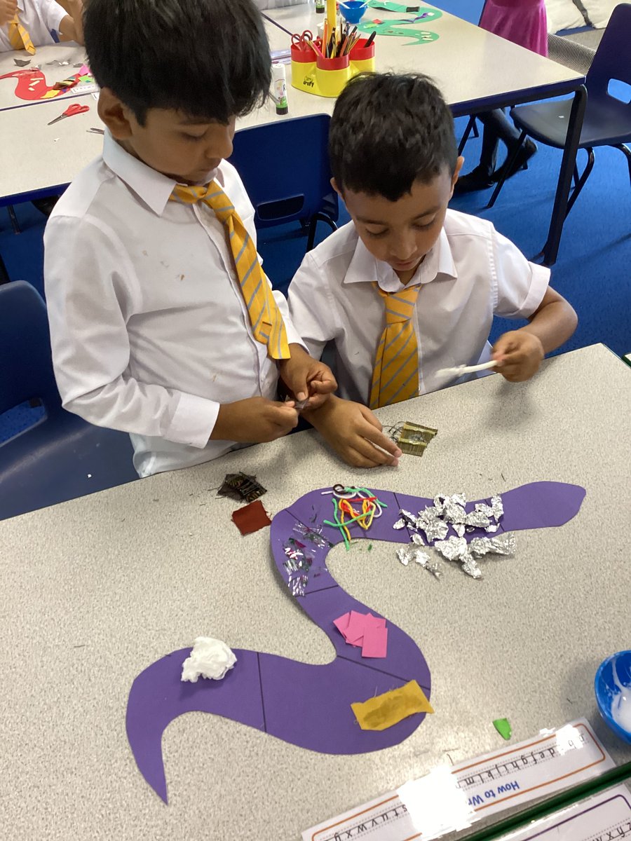 StainesPrepYr1's tweet photo. We have enjoyed sorting out different materials in #StainesPrepScience we have been using adjectives to describe them too. It has been great to collaborate! https://t.co/tAVSUJFlAz