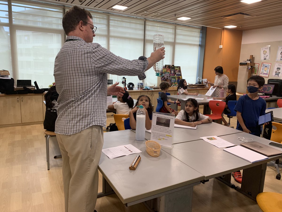 picklennium's tweet photo. Collaborating with @Shilpa_19 ,  @AndyinIndia1 &amp; @devanshijoshi09 using STEM projects and VR to kick off G3 weather unit @ASBIndia with different provocations https://t.co/xm7PEc1jax