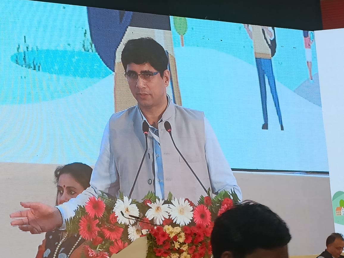 Feeling privileged☺️✨ to speak at 'Smart Village Panchayats: Empowering Rural Communities; Leaving No One Behind’ conference' organised by MoRD at Lucknow <a href="/academy_csc/">CSC Academy</a> <a href="/CSCegov_/">CSCeGov</a> <a href="/ceo_csc/">CEO_CSC e-Governance</a> <a href="/PMGDISHA/">PMGDISHA</a> <a href="/Tele_Law/">Tele-law</a> <a href="/GoI_MeitY/">Ministry of Electronics & IT</a>