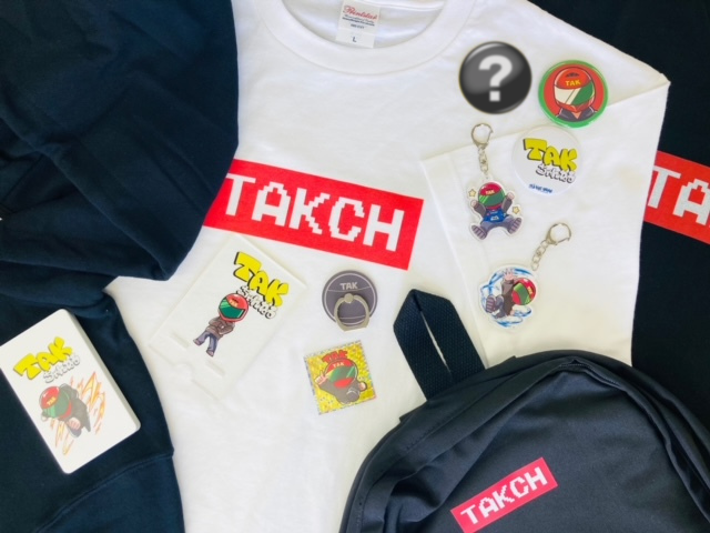 vv__official's tweet photo. 【TAKちゃんねる×VILLAGE/VANGUARD】コラボグッズ発売決定！✨🎮

YouTubeで活動中の実況プレイヤー『TAKちゃんねる』とコラボ！
これを身に着けたら色違いが出やすくなるかも…？🤭

この機会をお見逃しなく！！👏👏
@tak2525tak

👇詳細
https://t.co/dSyKAeBeYo
👇ご購入
https://t.co/Fs8mKzpprX https://t.co/LkEuGHLVC3
