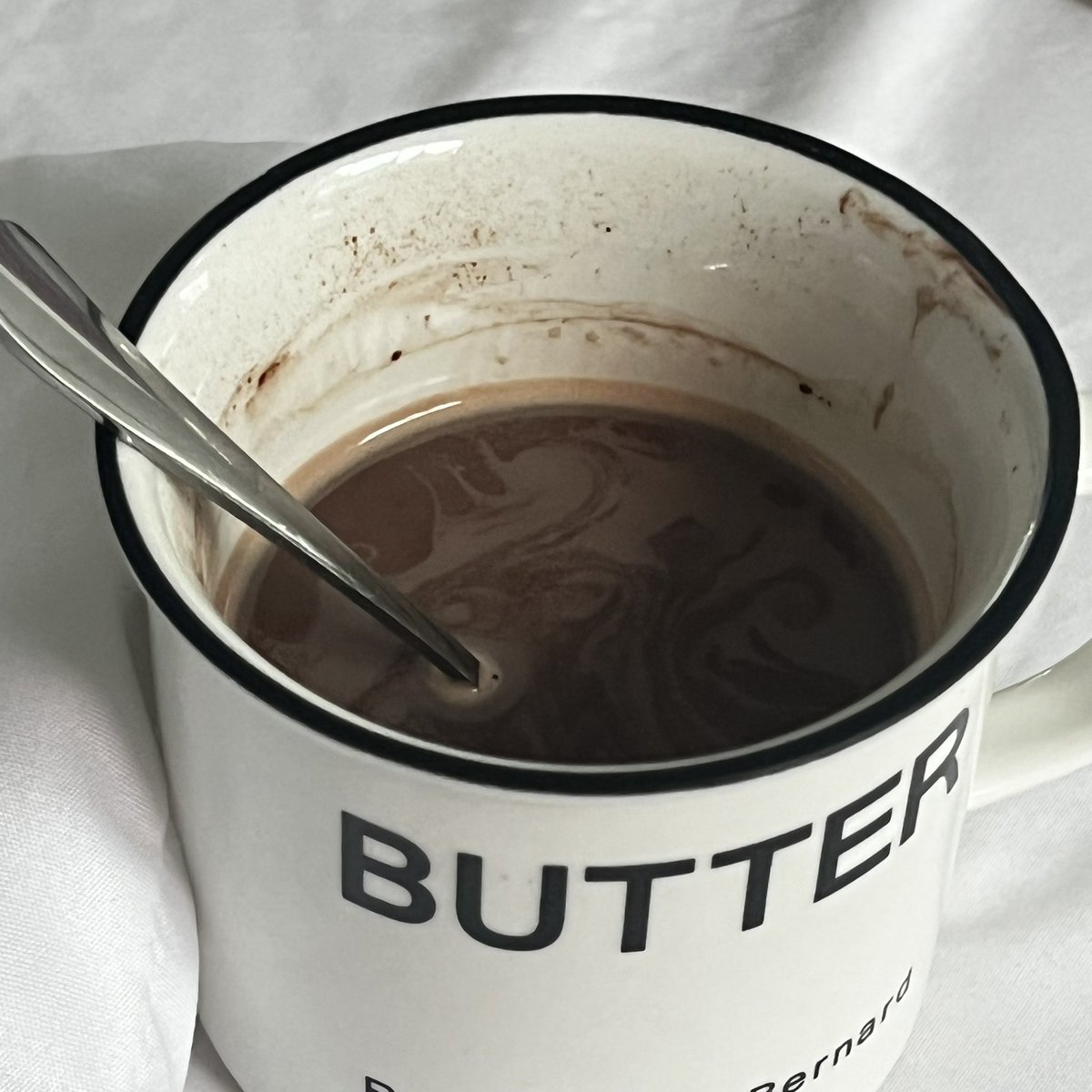 itfeelstory's tweet photo. โกโก้อันนี้คือหอม เข้มข้น อร่อยเลย เป็นแบบพร้อมกิน หวานน้อยๆ กำลังดี โกโก้จากฝรั่งเศส ไม่มีนมไม่มีน้ำตาลแต่อร่อยมากก กินแบบเย็นก็แค่ใส่น้ำแข็งลงไป ดีเลยอะ กินโกโก้ยังไงให้ไม่อ้วน ไม่เป็นสิว โกโก้เลิฟเว่อแบบเราคือรักก https://t.co/qYlGn57U9t