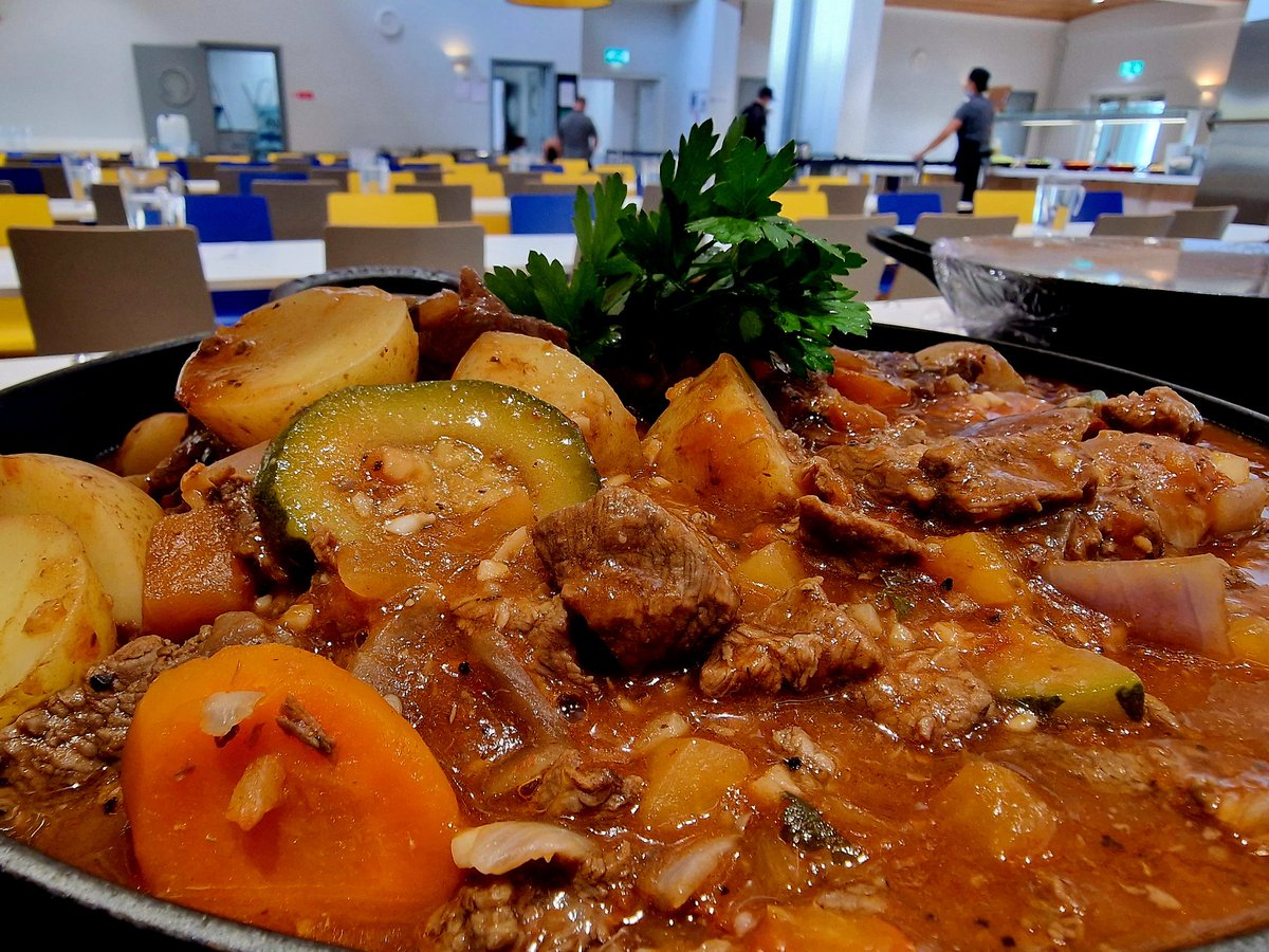 ComeronAlonso's tweet photo. Gorgeous Beef and potato Stew at Hamptom#qualitysimpledelicious https://t.co/43dDixVXiX