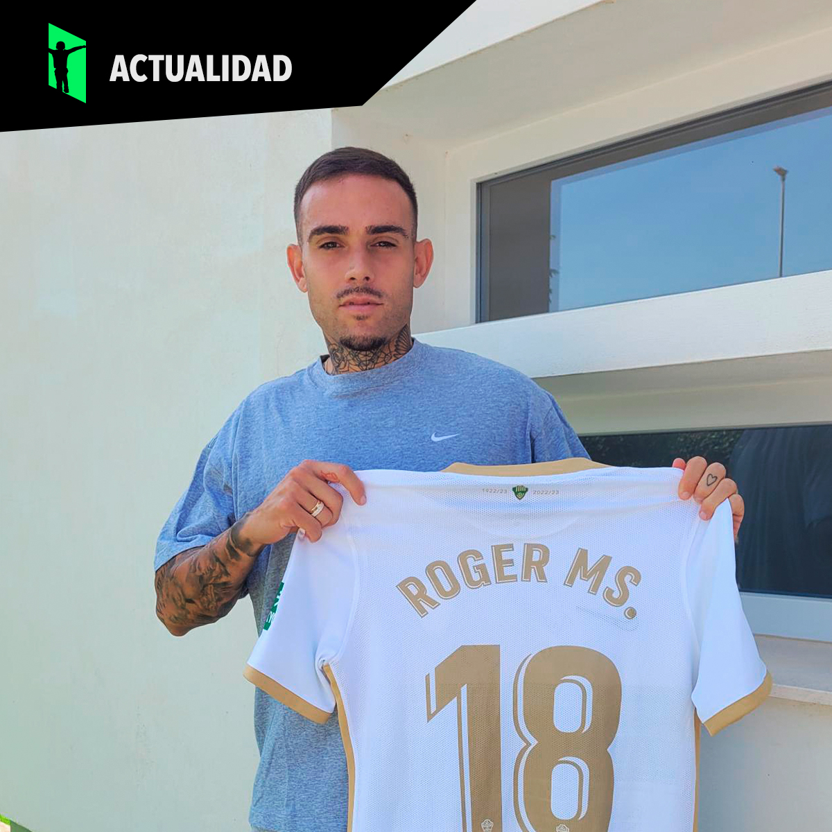 GateforChildren's tweet photo. ACTUALIDAD I 📸Los niños de #Phuket (#Tailandia) reciben la camiseta de uno de nuestros gaters @Roger27M. El jugador del @elchecf les ha dedicado sus mejores deseos para la nueva temporada.
🥳¡Los pequeños han celebrado este evento con mucha ilusión!
#GateOfFootball #Infancia https://t.co/WSp4bRAveg
