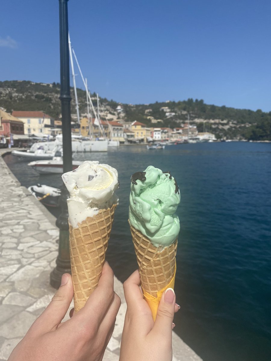 10 days well needed days of R&amp;R🫶🏽 Still can’t switch the brain off some days hoping my patients are okay but I know I’ve left them in good hands, plus I’d rather be worrying in the sun than in the rain🥰☀️ #annualleave #holiday #communityphysio