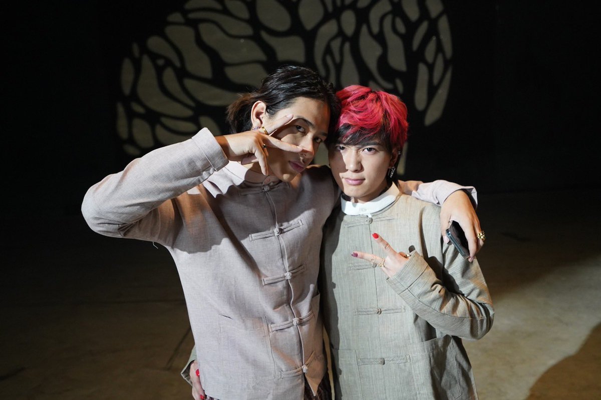 Myyyy boiiiiiiissss <a href="/RepezenFoxx/">【Repezen Foxx】-official-</a>