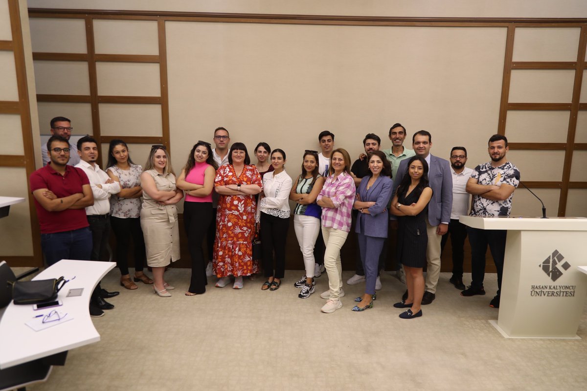 hkunv's tweet photo. .@hku_saglikbil, Hemşirelik Bölümü tarafından; “Yüksek Öğretimde Yenilikçi Öğretme ve Öğrenme: Çoğaltıcı Etkinlik(Innovative Teaching and Learning in Higher Education Multiplier Activity)” konulu seminer gerçekleştirildi. 

Haberin detayları: ⏬👇⏬
https://t.co/4Sdw7QXYbL https://t.co/ED5KG1j1SF
