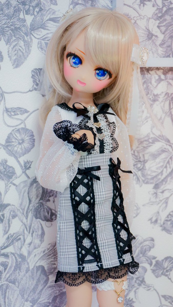 rl_doll's tweet photo. RT何卒〜🙏✨

1.2枚目がDDP、3.4枚目がMDD着用です💐

#RoseLapin https://t.co/s7GONDWaZt