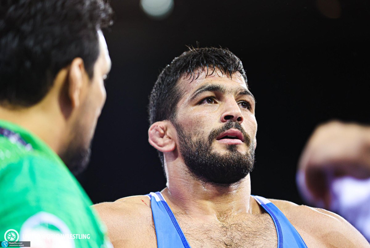 TheSportTalks's tweet photo. کشتی آزاد قهرمانی جهان؛

یزدانی چراغ اول را روشن کرد

حسن یزدانی در مبارزه نخست خود در وزن ۸۶ کیلوگرم برابر حریف اهل مولداوی با نتیجه ۱۰ بر صفر با برتری رسید و به دور بعدی راه یافت.
#WrestleBelgrade https://t.co/iDQ5a3rffj