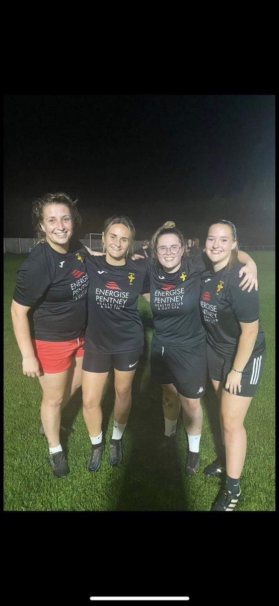 The ladies had a brilliant bootcamp with Nik last night from <a href="/EnergisePentney/">Energise Pentney</a>. Sponsoring our training tops. Thank you to Nik, the manager Hannah &amp; sports therapist Fred 💛🖤