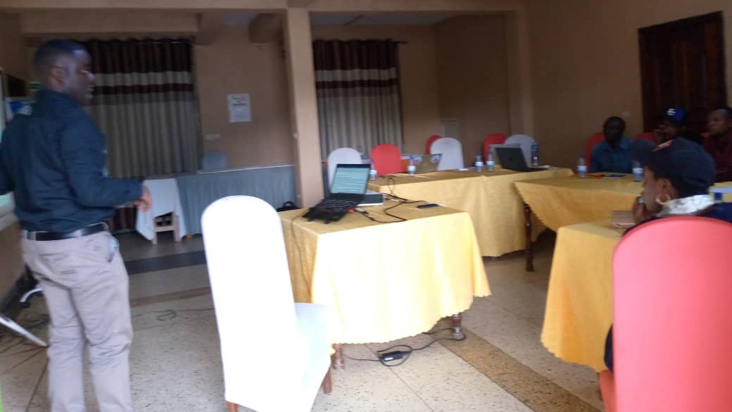AmahoroR's tweet photo. Day 3 : Final Day for Annual planning &amp; ToC localization of the #FreeToBeMe Program CoA members in #Rwanda discussed on Budgeting &amp; formation of Working Groups to work towards the Theory of Change intermediate and final outcomes @hivosroea @hivos @Graciah111 @RichardMugisha1 https://t.co/lMlAwdSh07