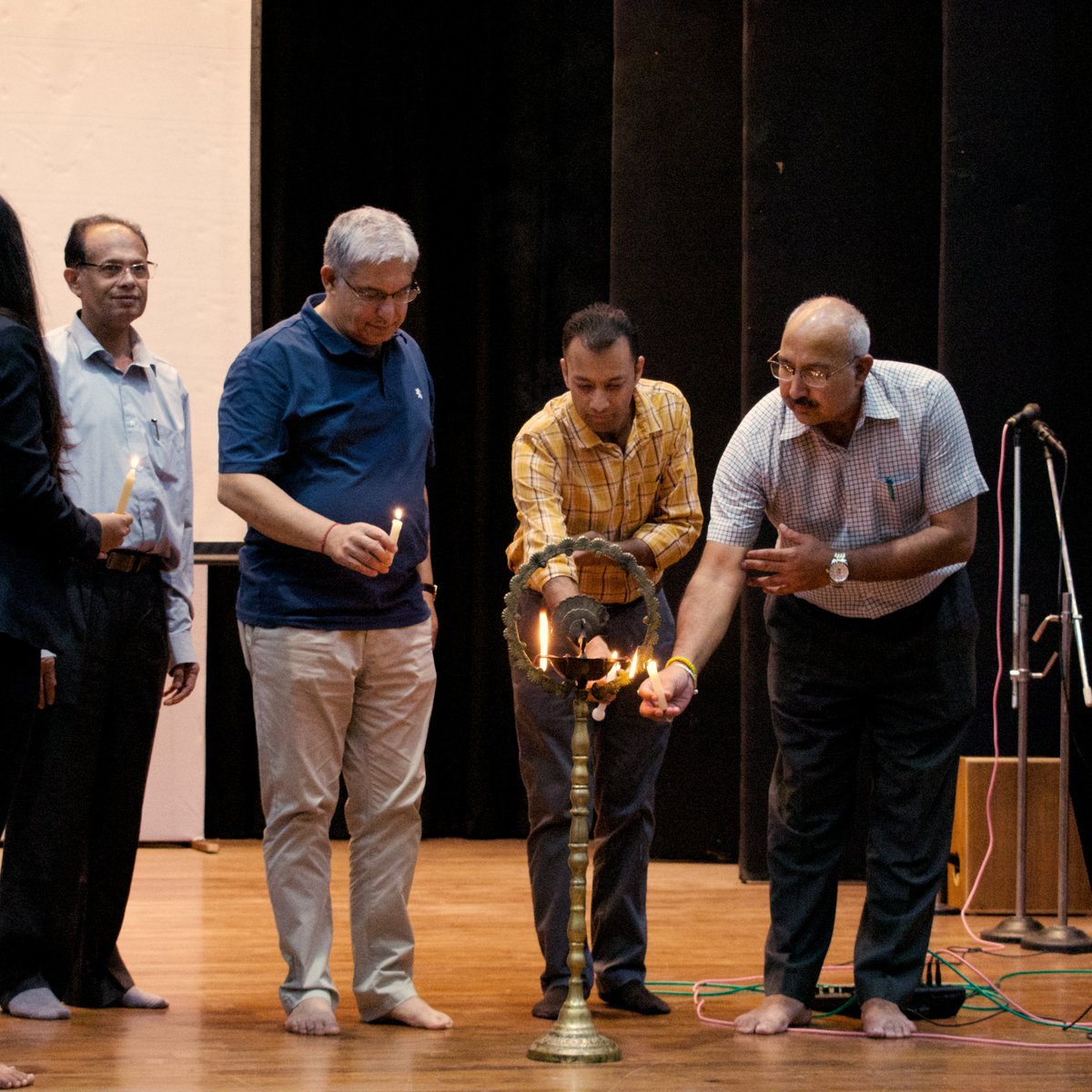 NITHamirpurHP's tweet photo. 20th edition of SRIJAN, the Institute magazine of NIT Hamirpur was launched by the Director, Prof.H.M.Suryavanshi on 13th September 2022. Prof.Suryavanshi, inaugurated the event and unveiled the magazine. https://t.co/2z2uEIdgWW