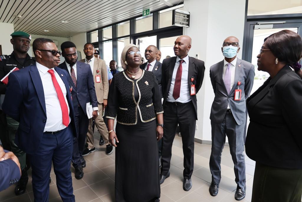 officialEFCC's tweet photo. ACJA Monitoring Committee Ranks EFCC’s Medical Facility Best in Nigeria

The Administration of Criminal Justice Act, ACJA, Monitoring Committee, has ranked the medical facility available at the EFCC, as the best in the law enforcement community in Nigeria. https://t.co/2fD2fX6SMz