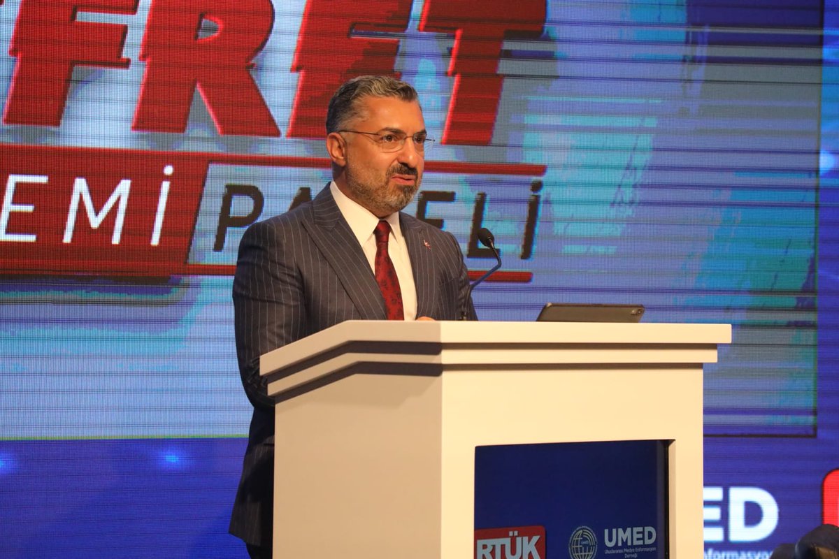 RTÜK Başkanı Ebubekir Şahin (<a href="/ebekirsahin/">Ebubekir Şahin</a>) "Medyada Nefret Söylemi Paneli"mizin açılış konuşmalarını gerçekleştirdi.