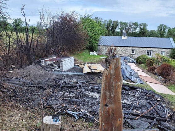 VerdeEnv's tweet photo. Our #Oilspill Remediation Team led by @TaaffePat completed #oilcleanup at a property in Leitrim where a fire caused two #oiltanks to melt, releasing 500l of #oil to the surrounding ground.🛢️🪔
#oilcleanupspecialists #homeheating
#oil #oilspillresponse
➡️https://t.co/ZbMRDKxVxD https://t.co/CTxLqxCdx9