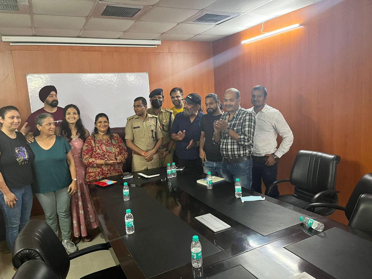 Nisha Rai Advocate (@nisharai_ggc) on Twitter photo Thanks so much <a href="/coprajaneesh/">ACP RAJNEESH , LUCKNOW 🇮🇳🇮🇳</a> <a href="/DCP_Noida/">DCP_Noida</a> <a href="/noidapolice/">POLICE COMMISSIONERATE GAUTAM BUDDH NAGAR</a> for sharing your well thought plan soon to b implemented to safeguard various Morning #Cycling groups of #Noida #GreaterNoida #GrenoWest <a href="/manishsmooth/">Manish✍️</a> appreciate for uniting all for this <a href="/Rajiva2011/">Rajiva Singh, President, NOFAA</a> <a href="/BhawnaG23/">Bhawna Gaur</a> <a href="/cbasfilms/">Ashish, CBAS Films</a> 🚴♀️ Thanks so much <a href="/coprajaneesh/">ACP RAJNEESH , LUCKNOW 🇮🇳🇮🇳</a> <a href="/DCP_Noida/">DCP_Noida</a> <a href="/noidapolice/">POLICE COMMISSIONERATE GAUTAM BUDDH NAGAR</a> for sharing your well thought plan soon to b implemented to safeguard various Morning #Cycling groups of #Noida #GreaterNoida #GrenoWest <a href="/manishsmooth/">Manish✍️</a> appreciate for uniting all for this <a href="/Rajiva2011/">Rajiva Singh, President, NOFAA</a> <a href="/BhawnaG23/">Bhawna Gaur</a> <a href="/cbasfilms/">Ashish, CBAS Films</a> 🚴♀️