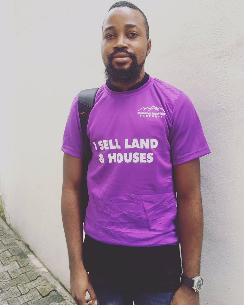 chiexclusivehub's tweet image. Meet your Newest #RealEstate Agent @Revolutionplus1 
Wanna Invest already? I’m a dm away #RevolutionPlusProperty