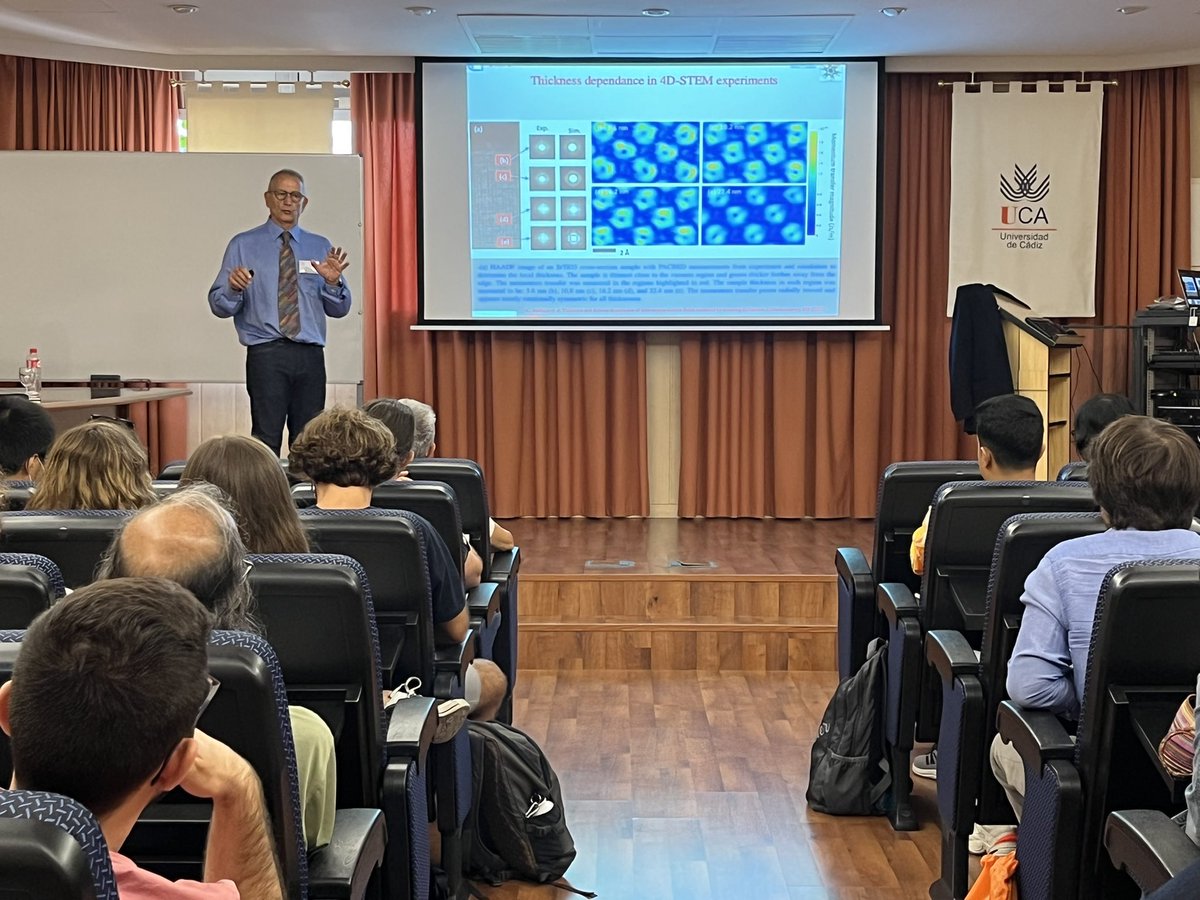 tem_uca's tweet image. We learn today about recent progress on in-situ electron microscopy with Prof Thomas Hansen, and 4D - TEM with Prof Erlio Carlino.#temuca @FCC_UCA @Elecmi_ICTS @Esteem3Project