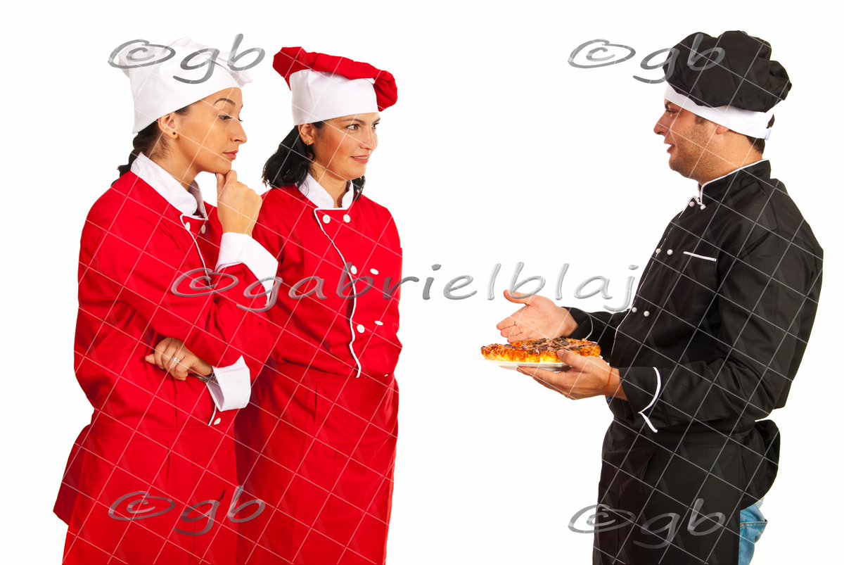 GabrielBlaj1's tweet photo. Chef teacher wuth students women https://t.co/B28AapEvwV https://t.co/ITvKOalGHk