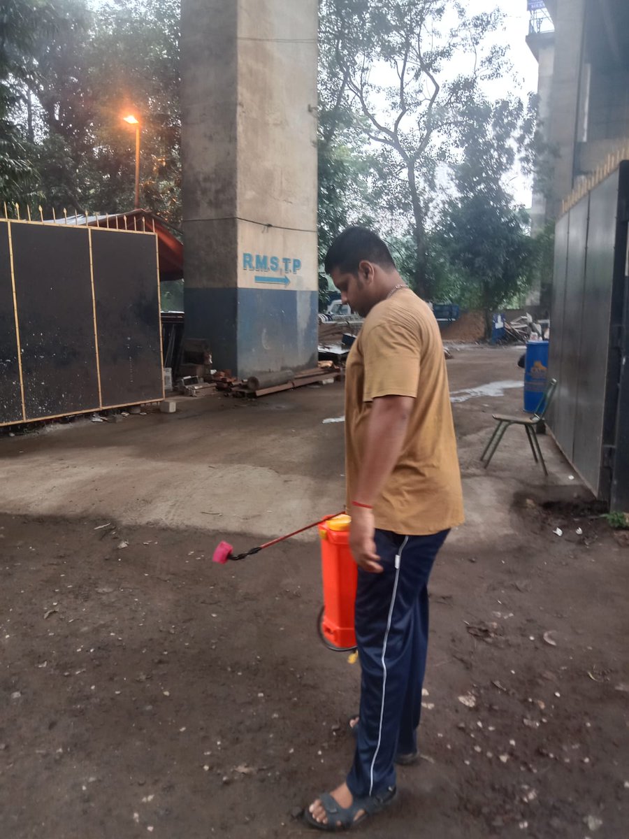 Every day our sanitization team is duly sanitizing all the public premises to ensure your safety from CORONA VIRUS.. Maintain Healthy Norms..
#WeCareWeDare
Today, 15/09/22, our team has duly disinfected a large arena of South Division, SD..
<a href="/CPKolkata/">CP Kolkata</a> 
<a href="/KolkataPolice/">Kolkata Police</a>