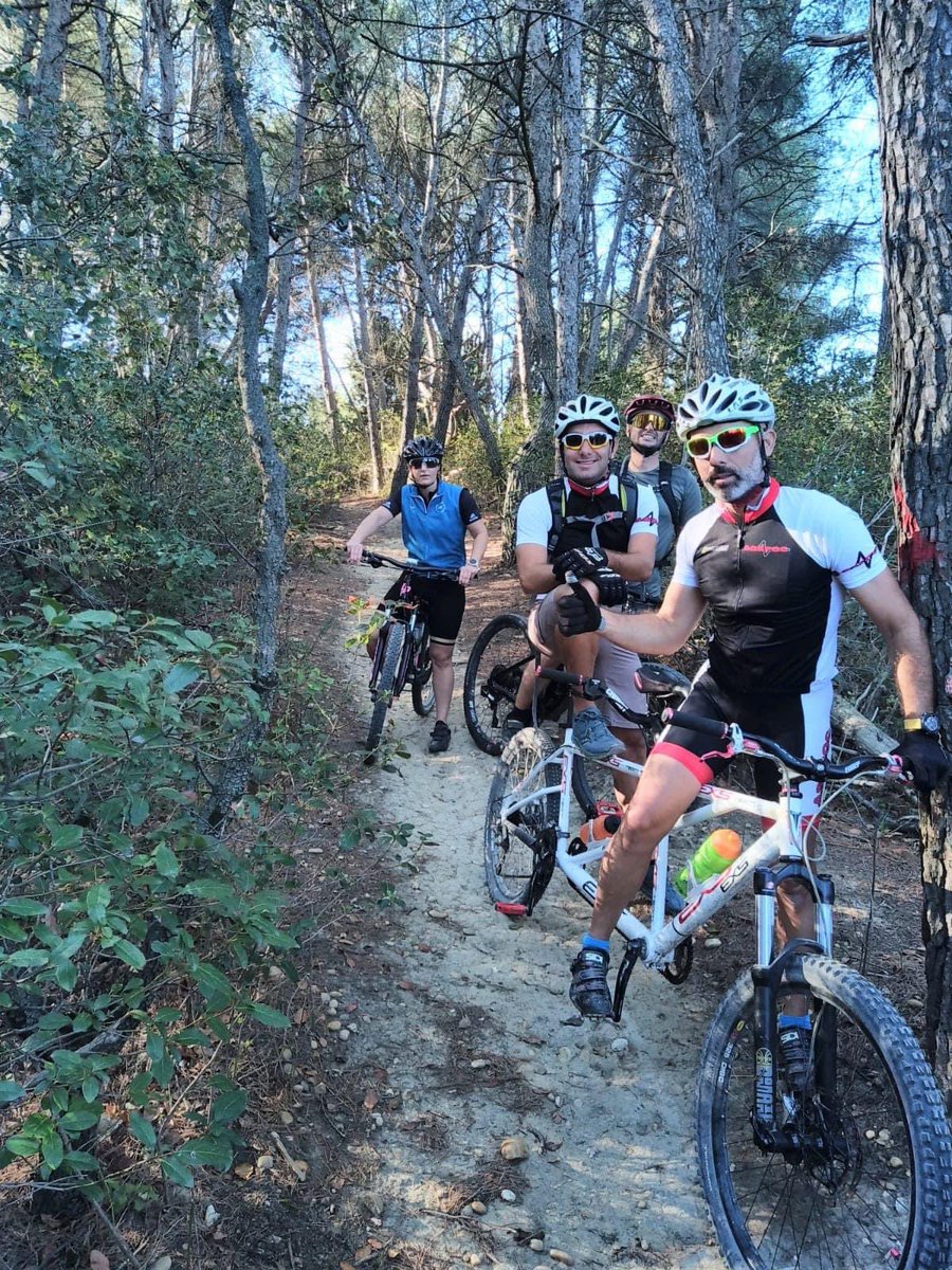 SapeursA's tweet photo. [VTT] Aujourd’hui dernière reco du parcours merci à tous et rdv samedi en canne 🦿🔥 https://t.co/GGS9k4HrHV