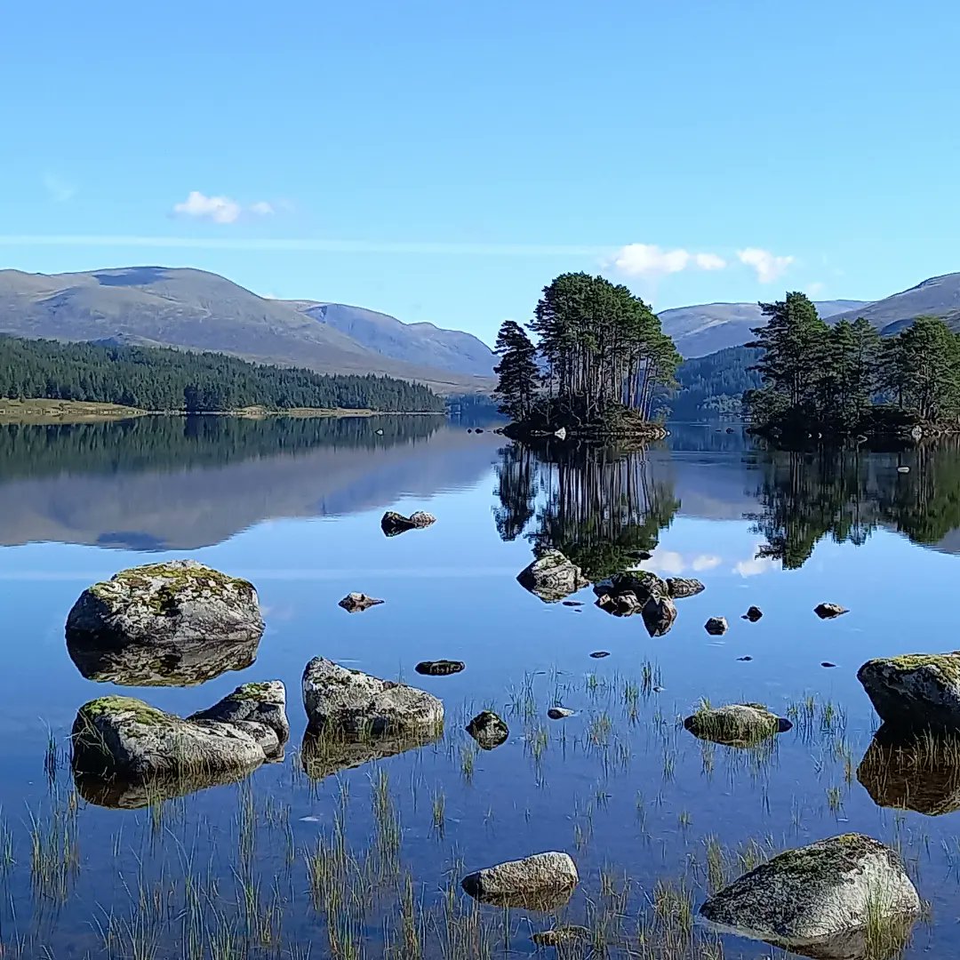 Loch Ossian on the remote Rannoch Moor looking just stunning.
The only way to reach this place is by train, get off at Corrour train station, or walk in. I walked the 11 miles out.
#lochossian #RannochMoor #corrour #train #walkhighlands