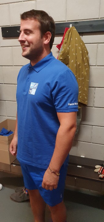 doesburgsc5's tweet photo. Is dit niet geweldig? 
We lopen er allemaal strak bij ! 
Voor de wedstrijd afgelopen zondag zijn we door onze shirtsponsor Marco Hubers bouw en dienstverlening in nieuwe polo's gestoken. 
Mooi he ? Wij vinden van wel ! 
Marco, hartelijk dank voor deze geste! #sc_doesburg https://t.co/ipG35QvBrI
