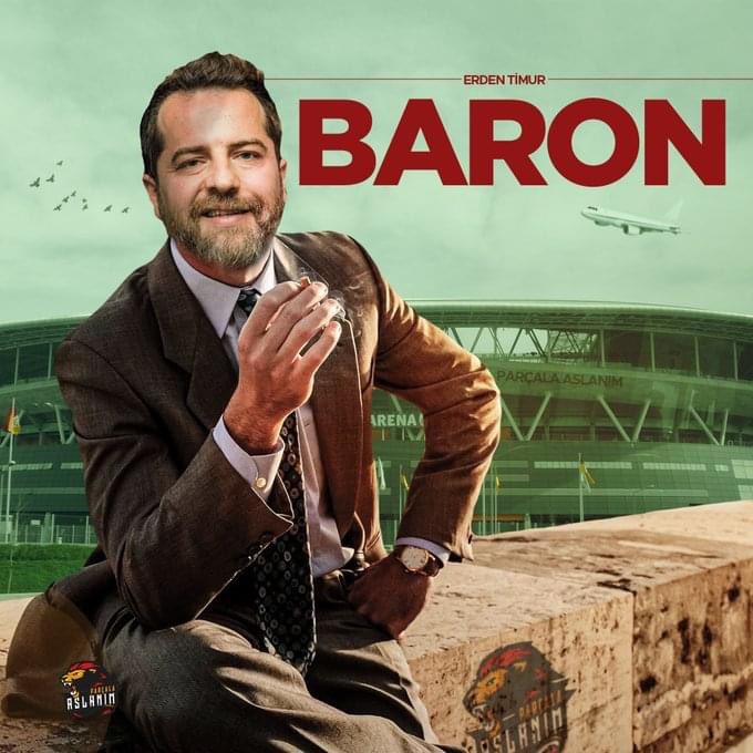 🔴2 gün önce Erden Timur'a "Ne harcadınız be" diyen Ali Koç, 

🔴Erden Timur;  Icardi, Mata, Yusuf Demir, Rashica ve Ross'u sudan ucuza alırken ,

‼️2 gün sonra Ali Koç ise,  3 oyuncusunu kadro dışı bırakıp 9 milyon Euro ödeyecek.

Vizyon farkı. 🟡🔴