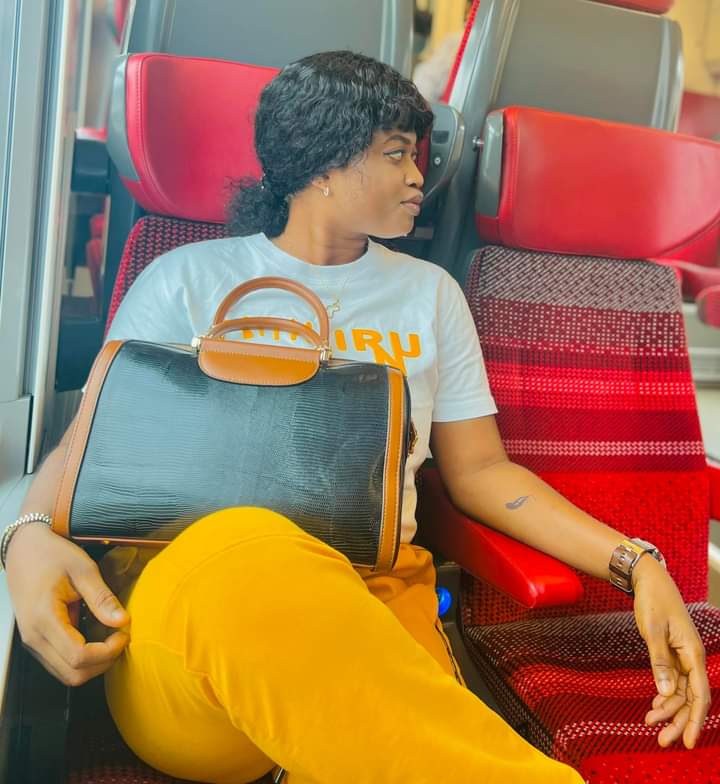 Queenrimaoff's tweet photo. La plus vraie des sagesses est une détermination ferme.”
Les bonnes choses arrivent.... 🙏
Dakhoufé disponible 🔥👇 https://t.co/7iCIk6PJao
#Omusic #Destination https://t.co/UAKx7BMWSv